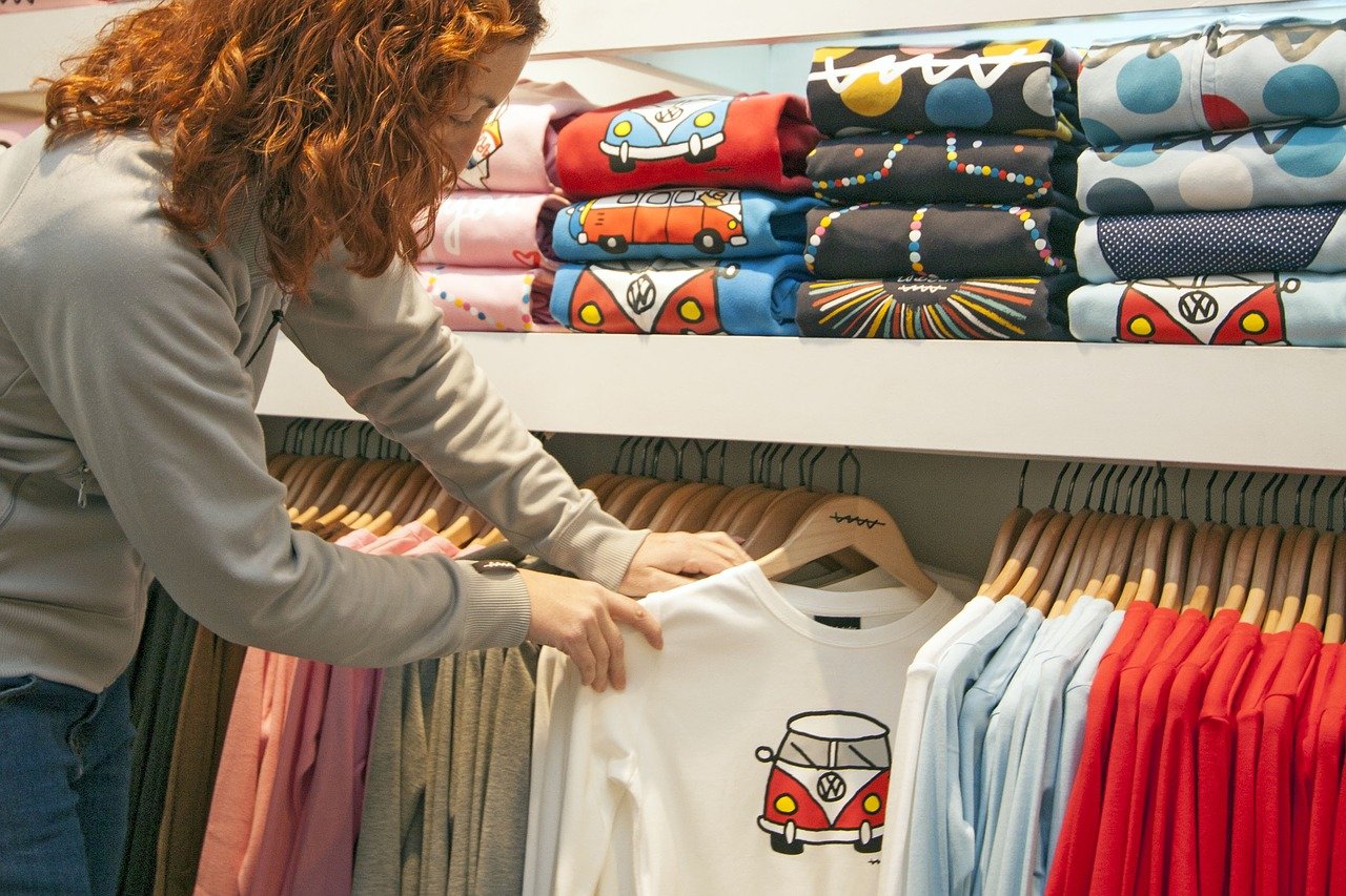 Tシャツ